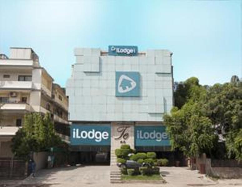 The Madison Hotel Ню Делхи Екстериор снимка